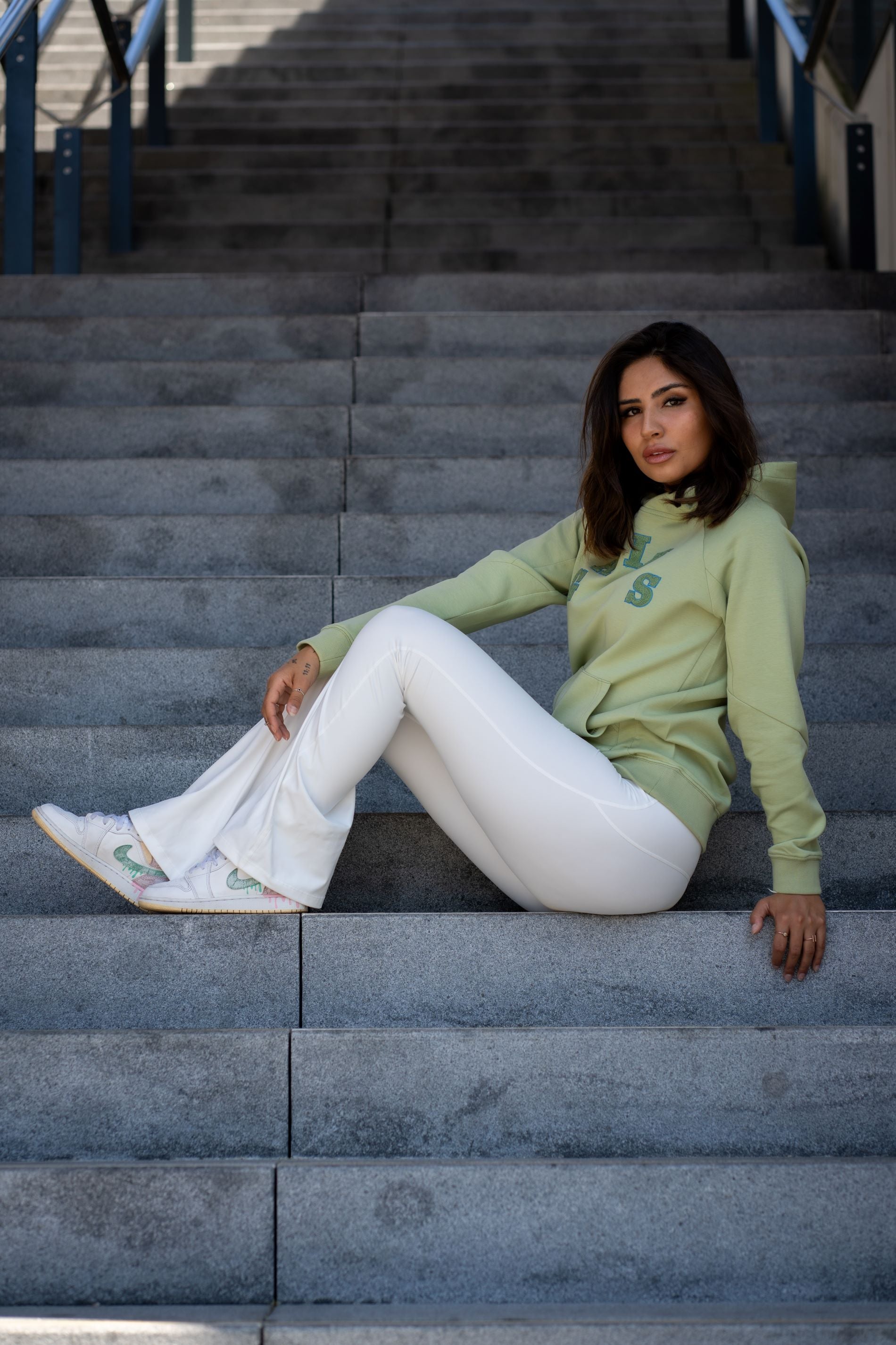 Serene Flare Legging