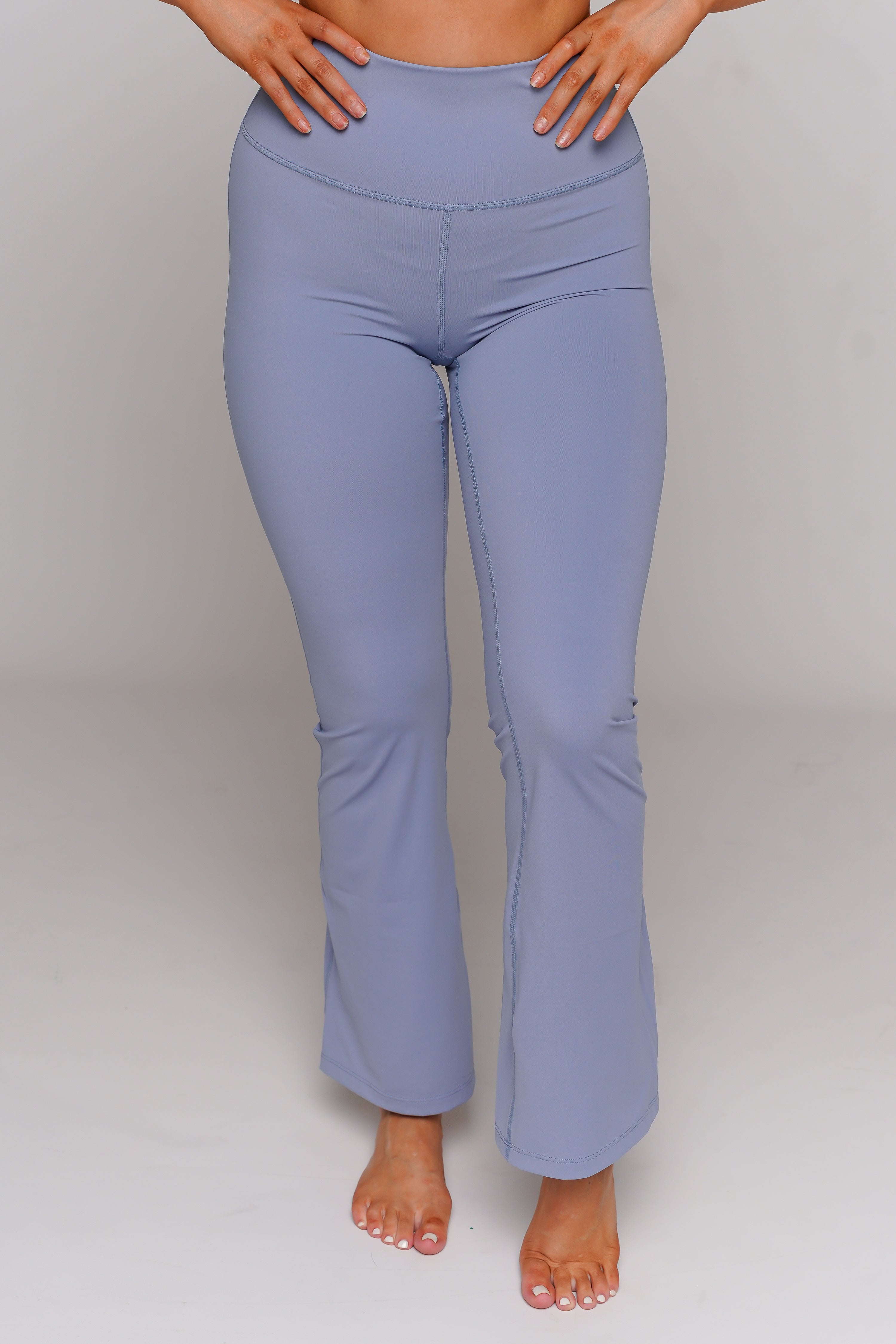 Serene Flare Legging